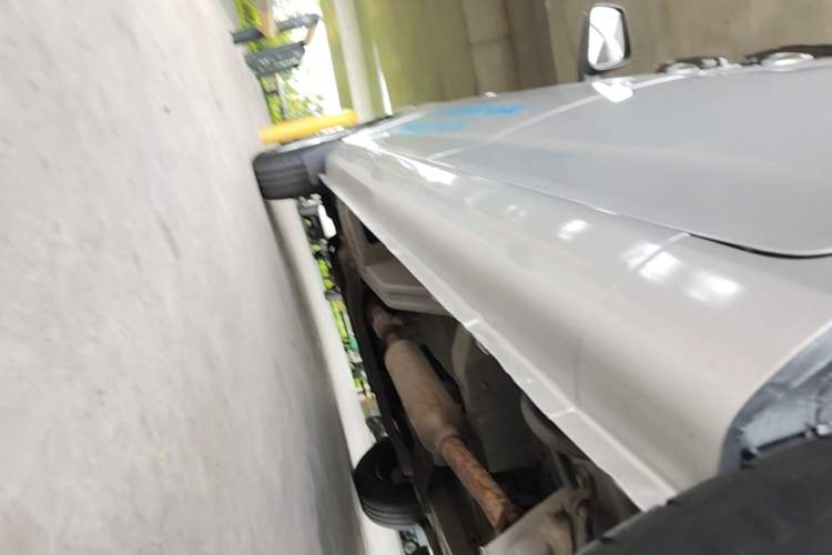 Used Wuling Rongguang V 2019 1.5L Window-Sealed Utility Model China VI LAR Left Side Sill