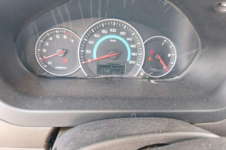 Used Wuling Rongguang V 2019 1.5L Standard Version China VI LAR Odometer Close Up