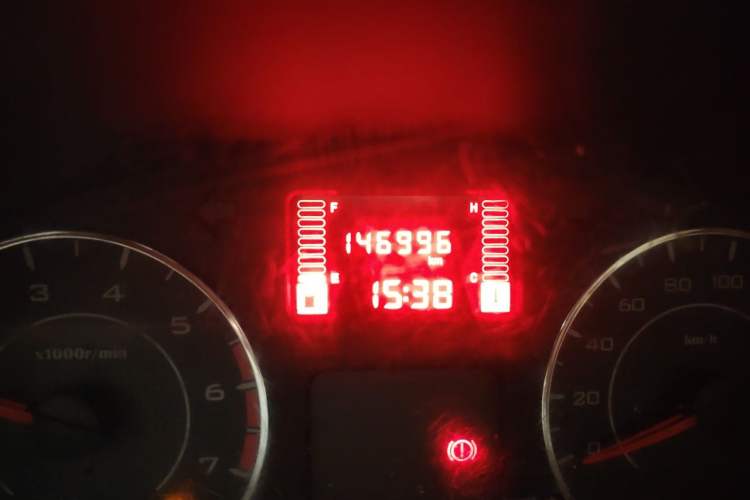 Used Wuling Rongguang V 2019 1.5L Van - Utility Model Odometer Close Up