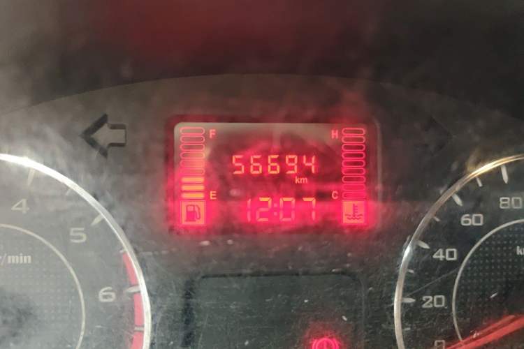 Used Wuling Rongguang V 2019 1.5L Practical Model China VI LAR Odometer Close Up