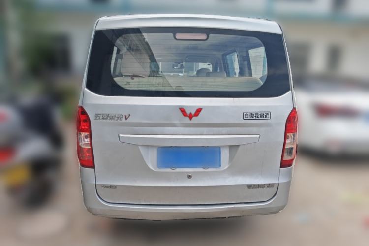 Used Wuling Rongguang V 2019 1.5L Standard Version China VI LAR Rear