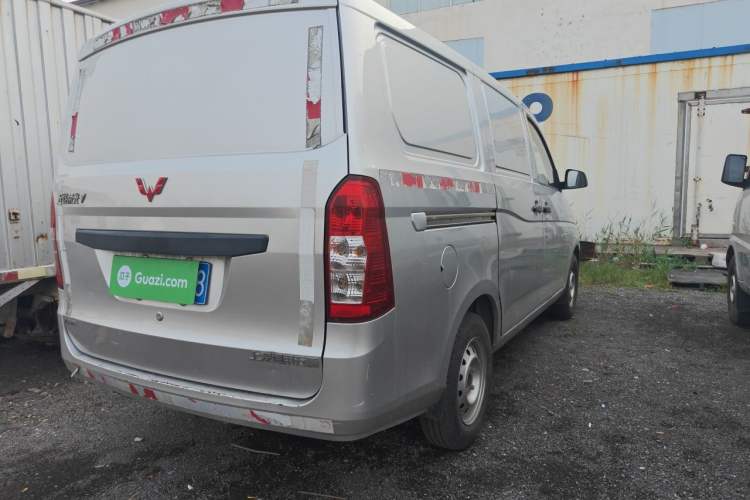 Used Wuling Rongguang V 2019 1.5L Window-Sealed Utility Model China VI LAR Rear Right 45 Deg