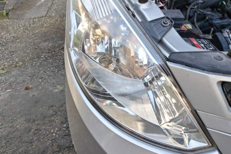 Used Wuling Rongguang V 2019 1.5L Window-Sealed Utility Model China VI LAR Right Front Headlight