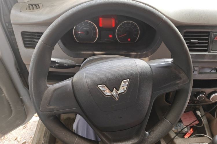 Used Wuling Rongguang V 2019 1.5L Van - Utility Model Steering Wheel