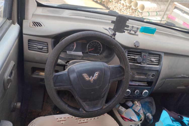 Used Wuling Rongguang V 2019 1.5L Van - Utility Model Steering Wheel