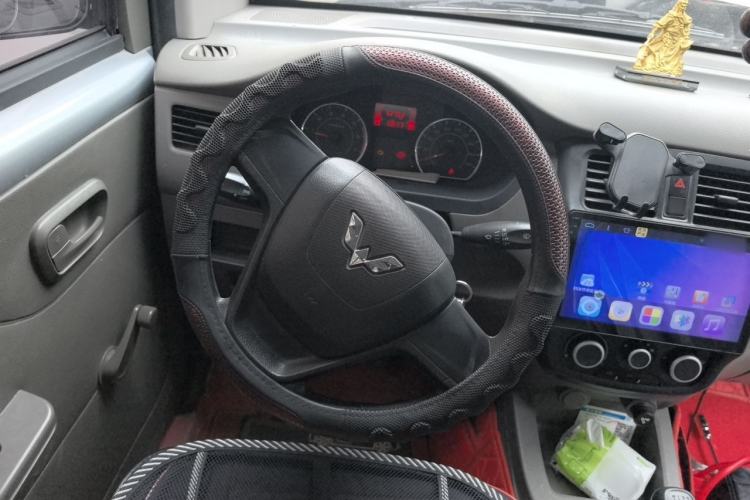 Used Wuling Rongguang V 2019 1.5L Practical Model China VI LAR Steering Wheel