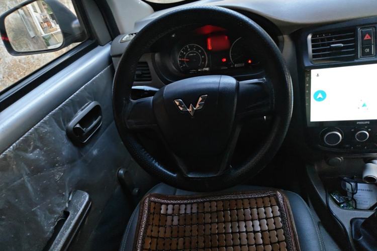 Used Wuling Rongguang V 2019 1.5L Window-Sealed Utility Model China VI LAR Steering Wheel