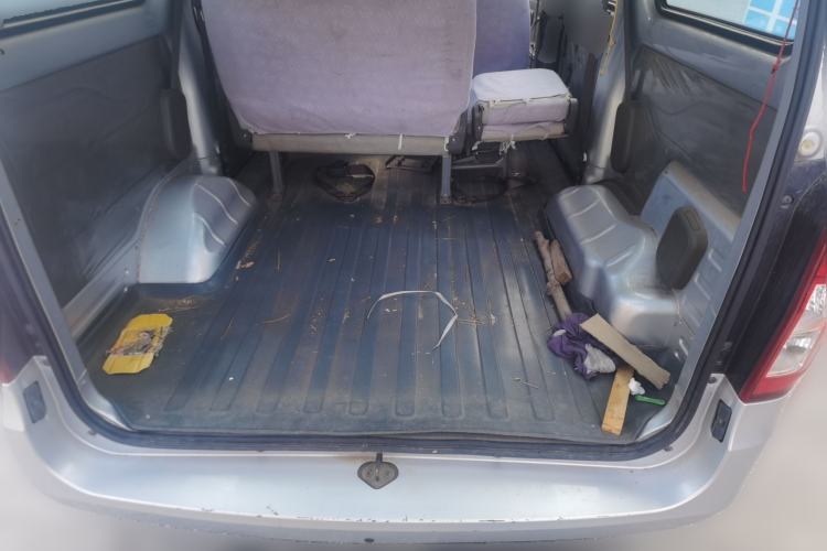 Used Wuling Rongguang V 2019 1.5L Practical Model China VI LAR Trunk