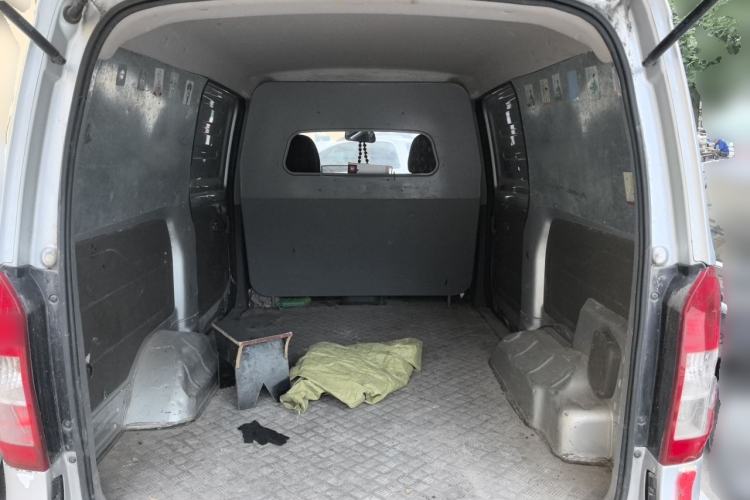 Used Wuling Rongguang V 2019 1.5L Practical Model China VI LAR Trunk