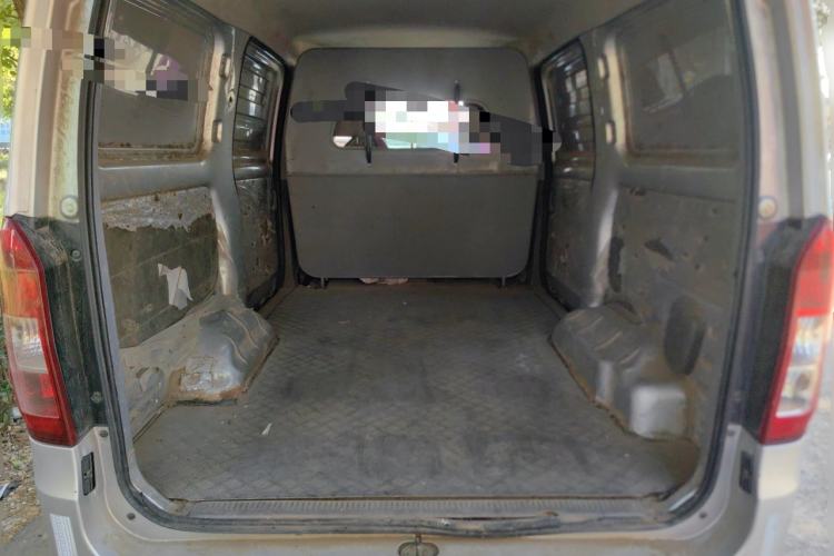 Used Wuling Rongguang V 2019 1.5L Window-Sealed Utility Model China VI LAR Trunk