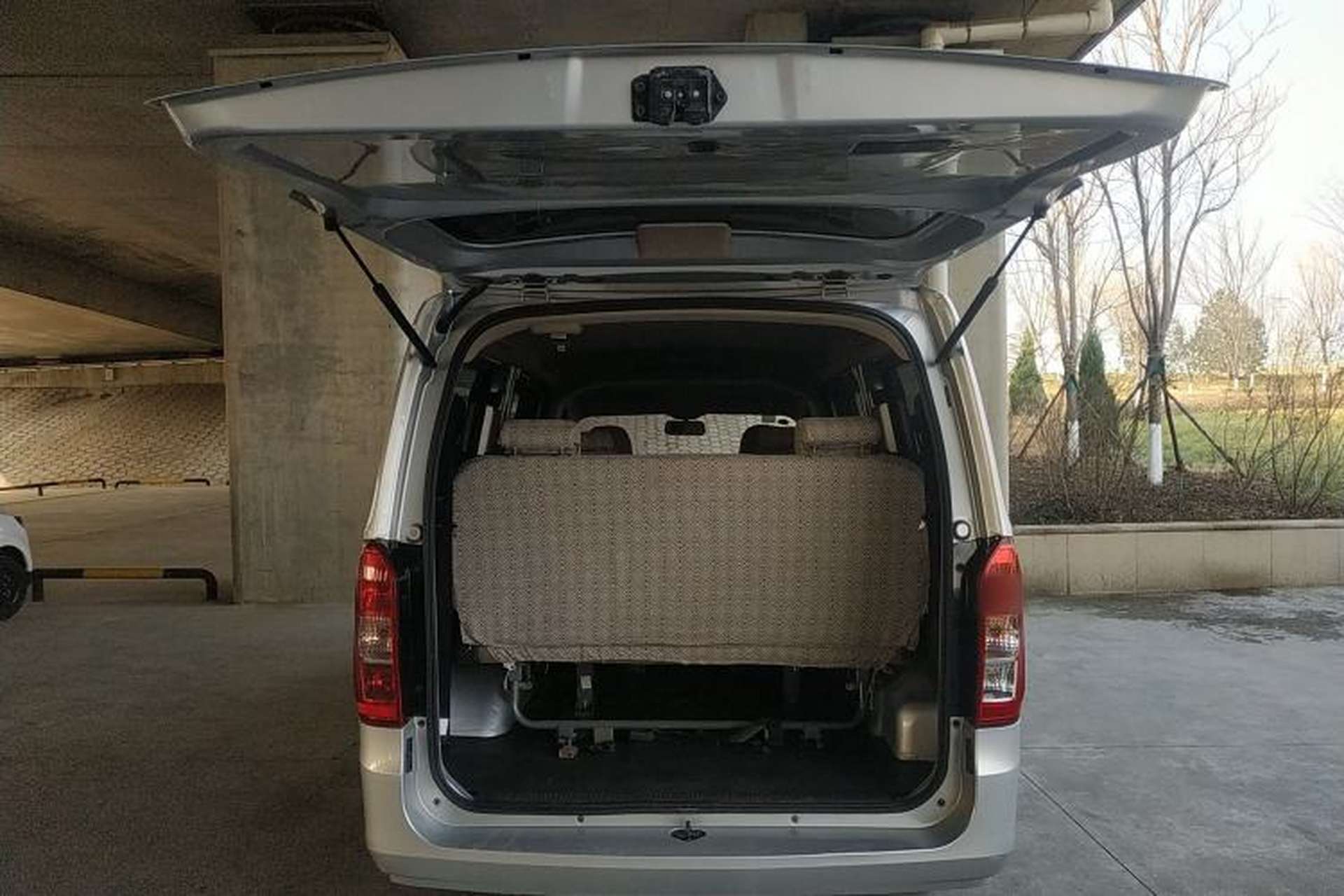 Used Wuling Rongguang V 2019 1.5L Standard Version China VI LAR Trunk