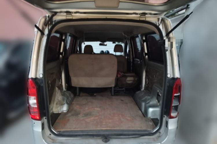 Used Wuling Rongguang V 2019 1.5L Practical Model China VI LAR Trunk
