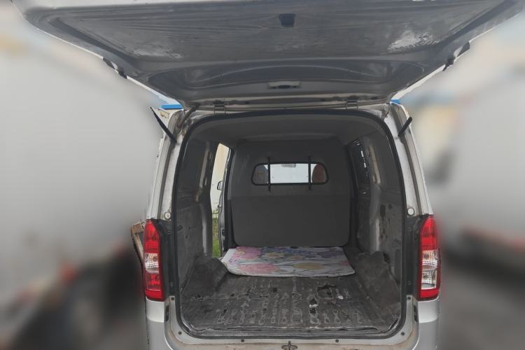 Used Wuling Rongguang V 2019 1.5L Window-Sealed Utility Model China VI LAR Trunk