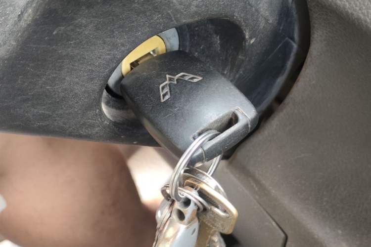 Used Wuling Rongguang V 2019 1.5L Van - Utility Model Vehicle Key