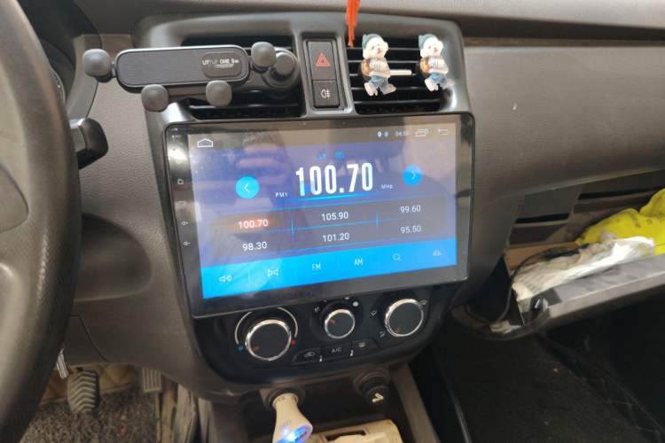 Used Wuling Rongguang V 2019 1.5L Standard Version China VI LAR Audio And AC Panel