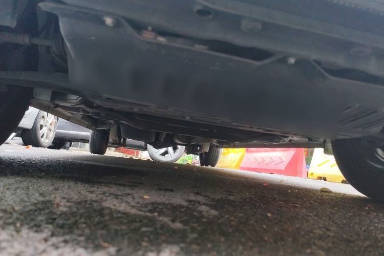 Used Wuling Rongguang V 2019 1.5L Practical Model China VI LAR Chassis Front