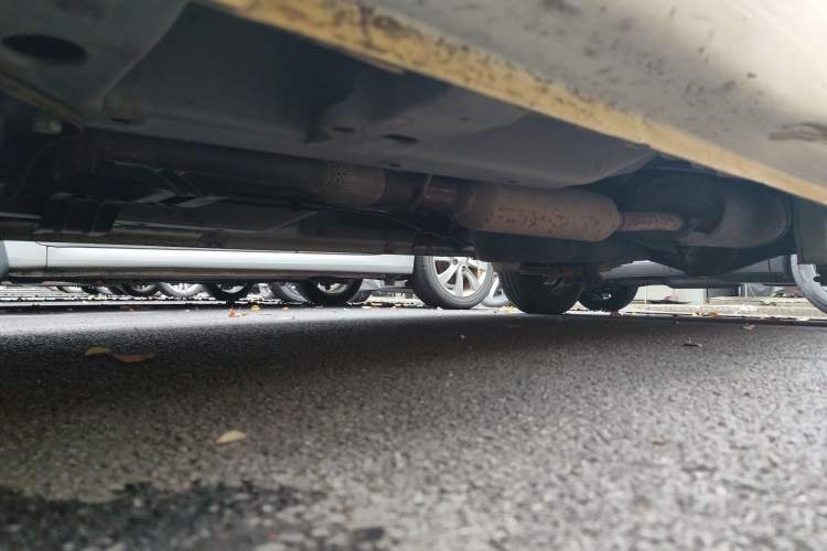 Used Wuling Rongguang V 2019 1.5L Practical Model China VI LAR Chassis Front Left