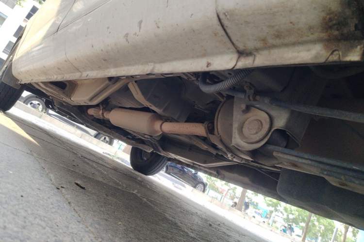 Used Wuling Rongguang V 2019 1.5L Practical Model China VI LAR Chassis Rear Left