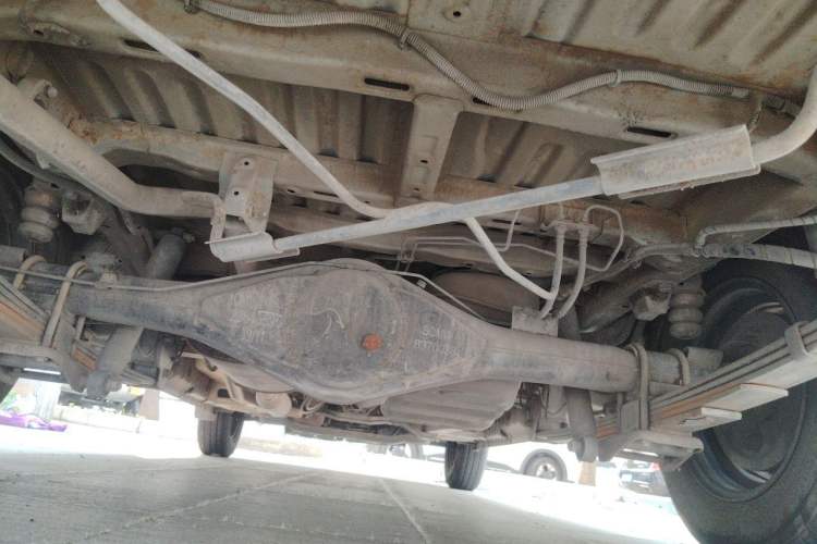Used Wuling Rongguang V 2019 1.5L Practical Model China VI LAR Chassis Rear