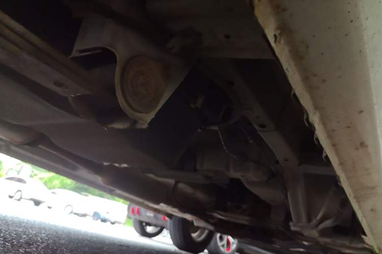 Used Wuling Rongguang V 2019 1.5L Standard Version China VI LAR Chassis Rear Right