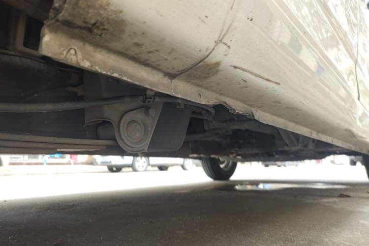Used Wuling Rongguang V 2019 1.5L Standard Version China VI LAR Chassis Rear Right