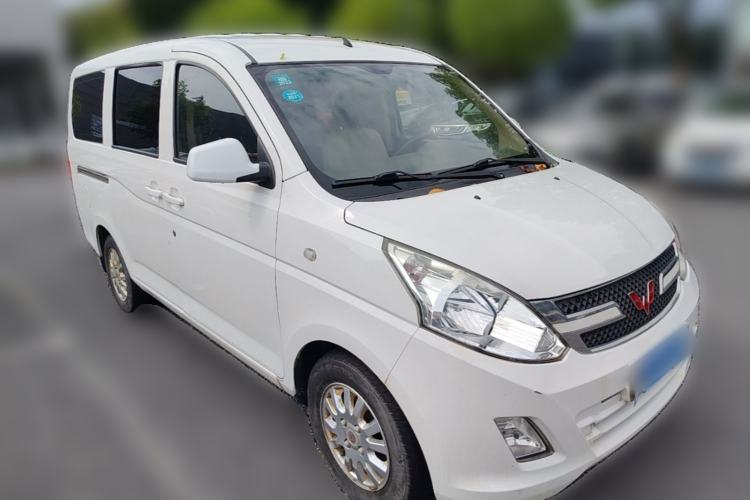Used Wuling Rongguang V 2019 1.5L Standard Version China VI LAR Front Right 45 Deg
