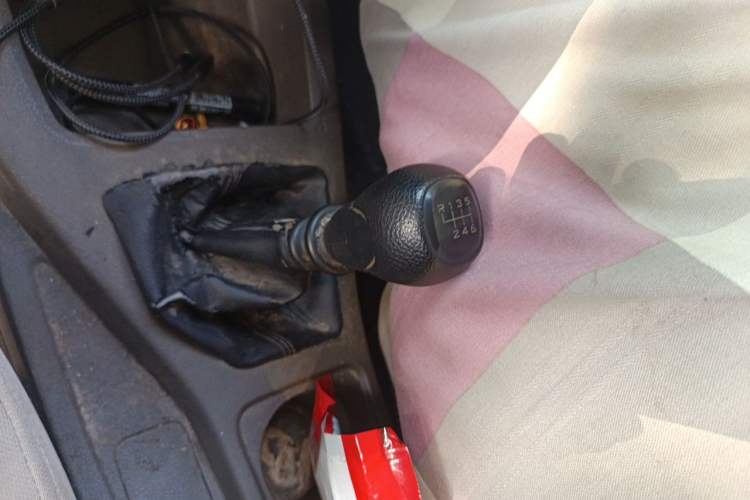 Used Wuling Rongguang V 2019 1.5L Window-Sealed Utility Model China VI LAR Gear Lever
