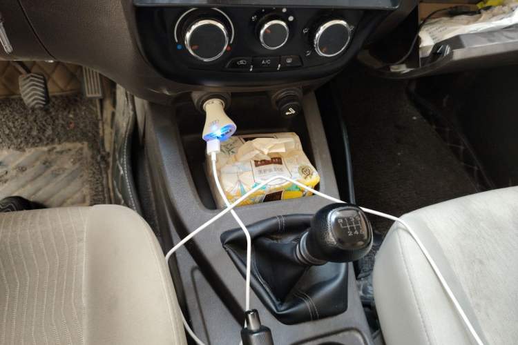 Used Wuling Rongguang V 2019 1.5L Standard Version China VI LAR Gear Lever