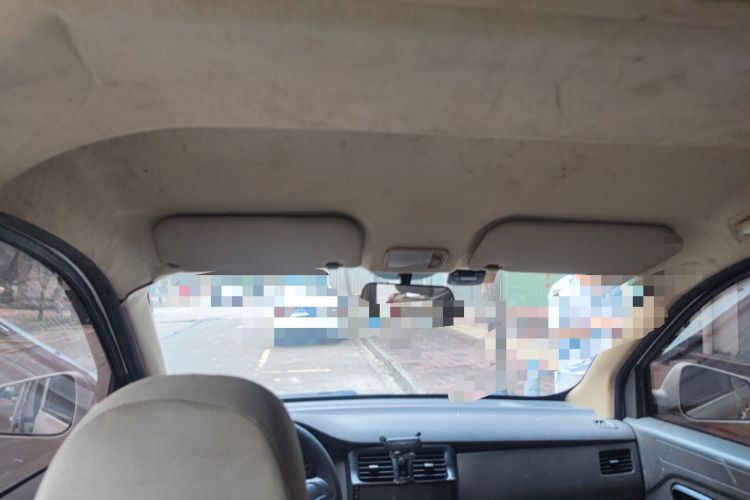 Used Wuling Rongguang V 2019 1.5L Standard Version China VI LAR Headliner