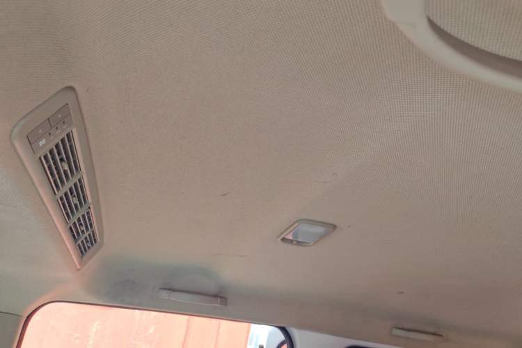 Used Wuling Rongguang V 2019 1.5L Standard Version China VI LAR Headliner