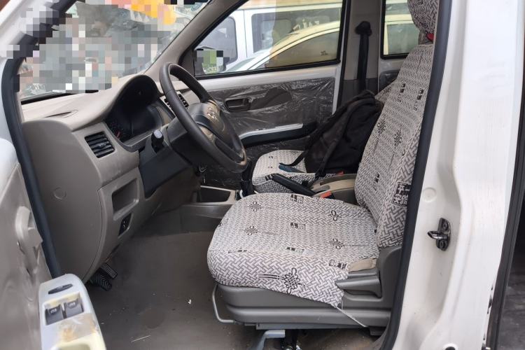 Used Wuling Rongguang V 2019 1.5L Standard Version China VI LAR Left Front Seat