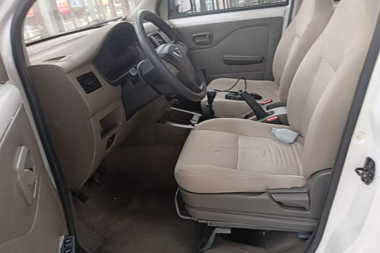 Used Wuling Rongguang V 2019 1.5L Practical Model China VI LAR Left Front Seat