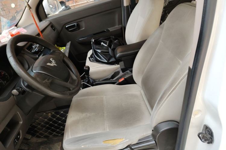 Used Wuling Rongguang V 2019 1.5L Standard Version China VI LAR Left Front Seat