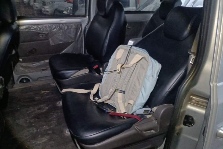 Used Wuling Rongguang V 2019 1.5L Standard Version China VI LAR Left Rear Seat