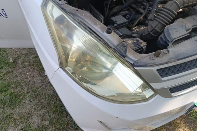 Used Wuling Rongguang V 2019 1.5L Window-Sealed Utility Model China VI LAR Right Front Headlight