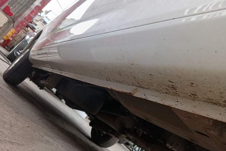 Used Wuling Rongguang V 2019 1.5L Practical Model China VI LAR Right Side Sill