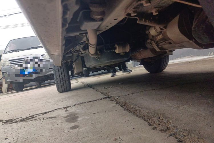Used Wuling Rongguang V  Chassis Front Right