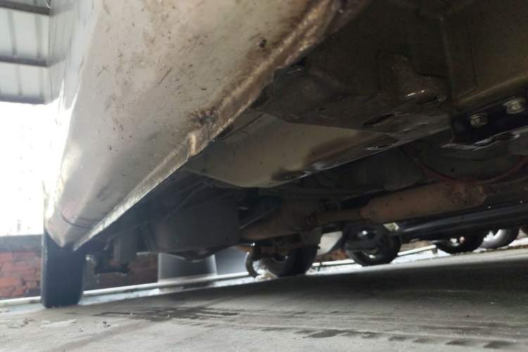 Used Wuling Rongguang V 2019 1.5L Practical Model China VI LAR Chassis Front Right