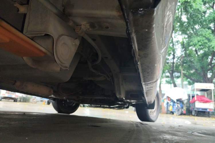 Used Wuling Rongguang V 2019 1.5L Practical Model China VI LAR Chassis Rear Right
