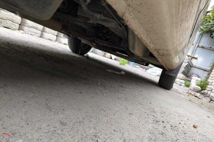 Used Wuling Rongguang V 2019 1.5L Practical Model China VI LAR Chassis Rear Right