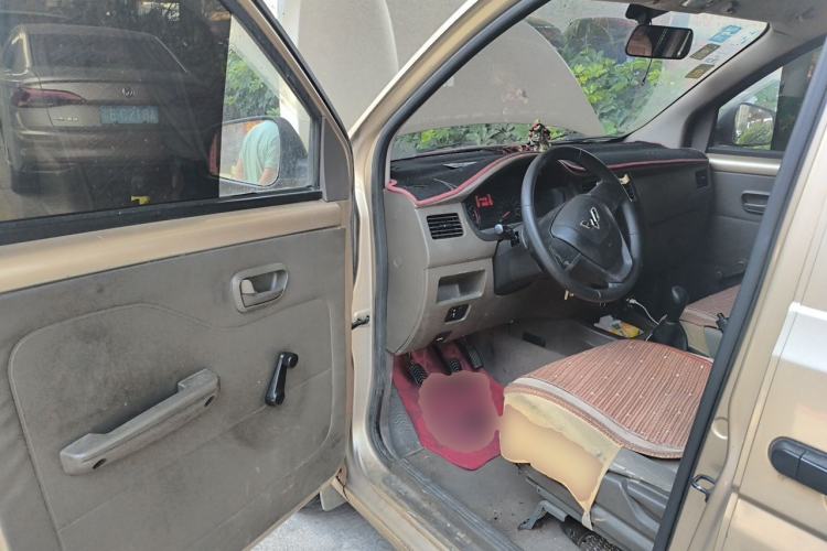 Used Wuling Rongguang V 2019 1.5L Van - Utility Model Driver Seat