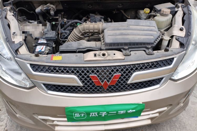 Used Wuling Rongguang V 2019 1.5L Practical Model China VI LAR Engine Bay