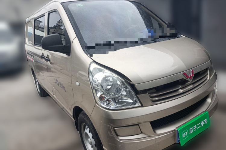 Used Wuling Rongguang V  Front Right 45 Deg