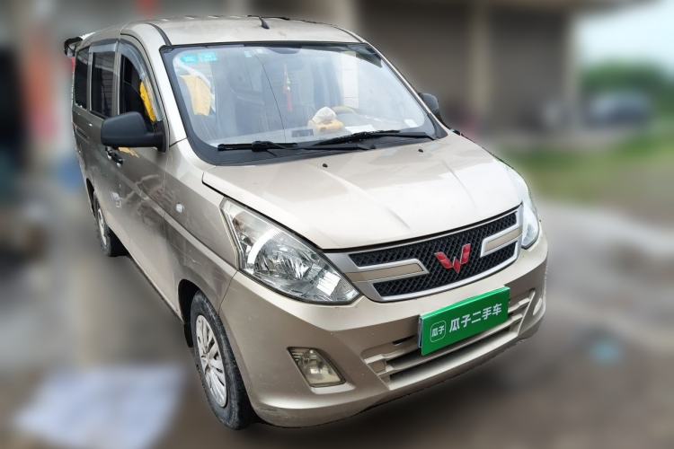Used Wuling Rongguang V 2019 1.5L Practical Model China VI LAR Front Right 45 Deg
