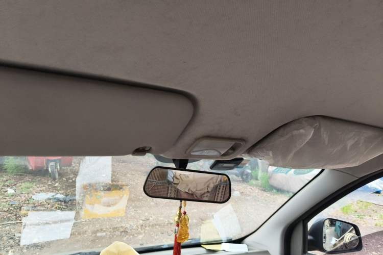 Used Wuling Rongguang V 2019 1.5L Practical Model China VI LAR Headliner