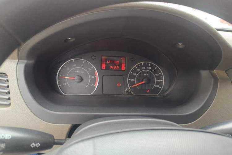 Used Wuling Rongguang V 2019 1.5L Practical Model China VI LAR Instrument Cluster