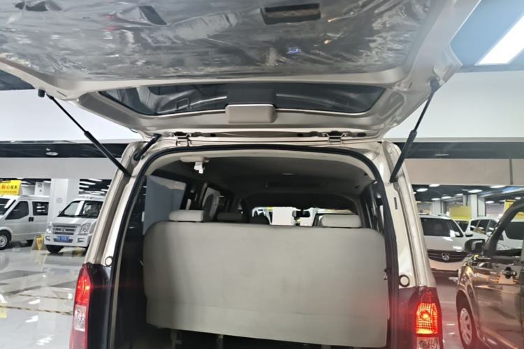 Used Wuling Rongguang V 2019 1.5L Standard Version China VI LAR Trunk