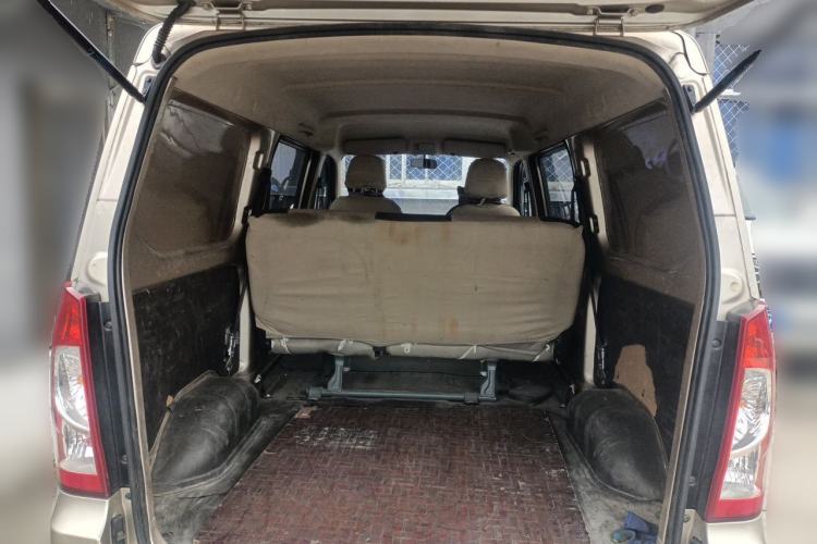 Used Wuling Rongguang V  Trunk