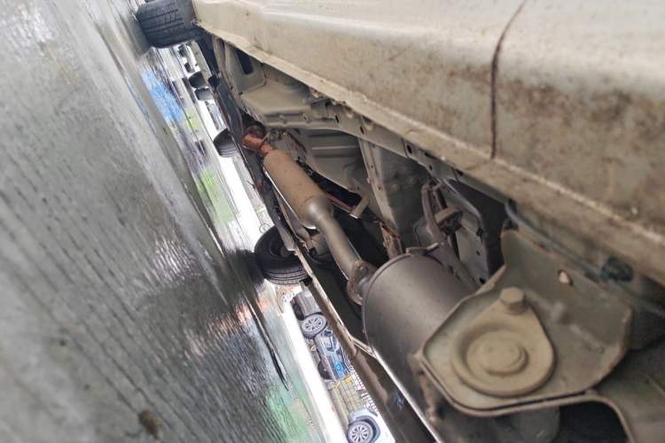 Used Wuling Rongguang V  Chassis Rear Left