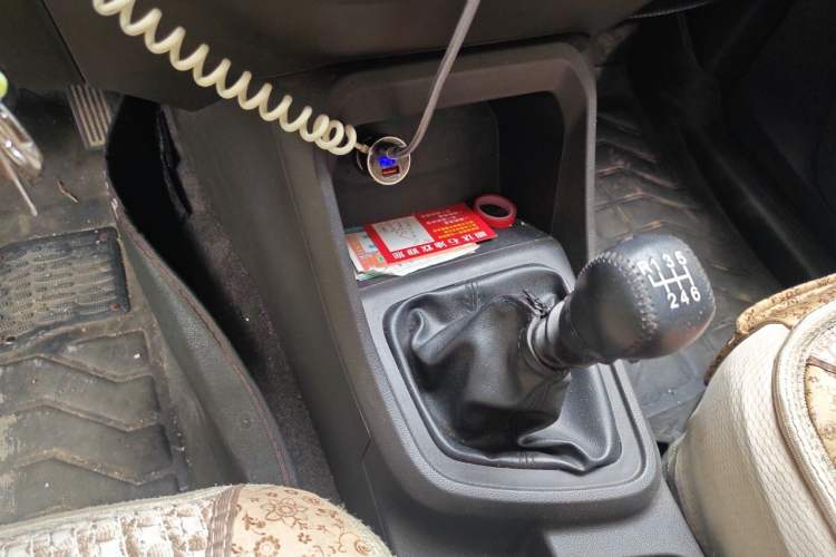 Used Wuling Rongguang V  Gear Lever